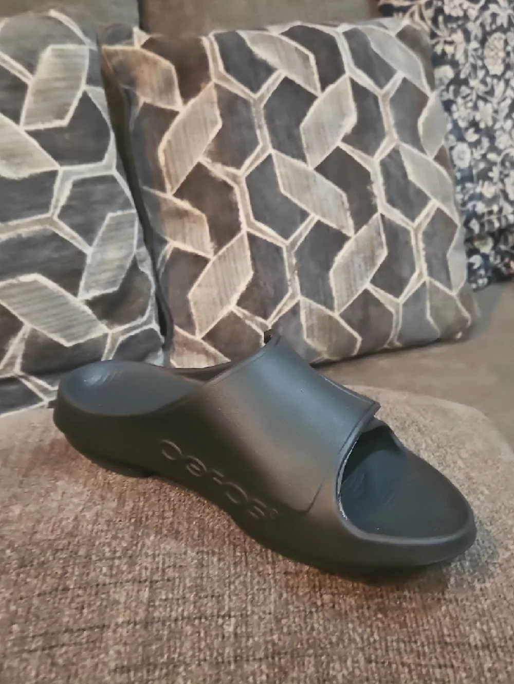 OOFOS Men's Sport Flex Slide -‎ Black